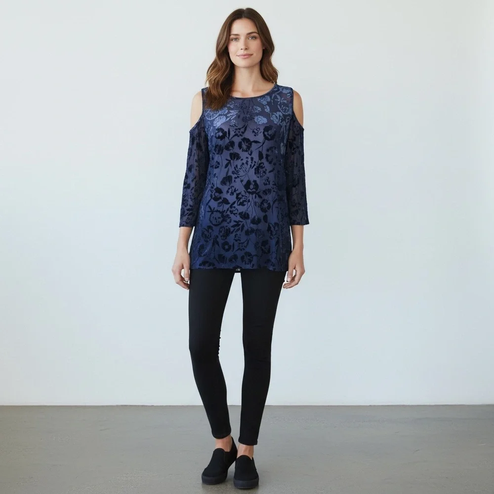 4/$40‎ Sunny Leigh Open Shoulder Velvet Floral Print Long Sleeve Blue Tunic
